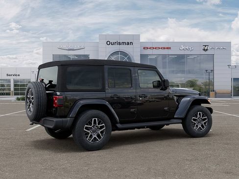 New 2026 Jeep Wrangler Unlimited Sahara AWD/4WD image 4