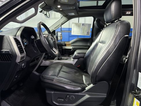 Used 2018 Ford F150 Lariat w/ Equipment Group 502A Luxury AWD/4WD image 24