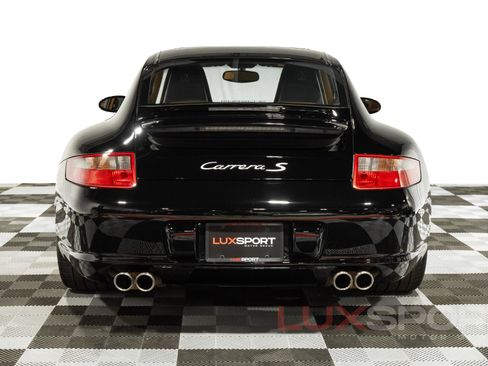 Used 2006 Porsche 911 Carrera S RWD image 13