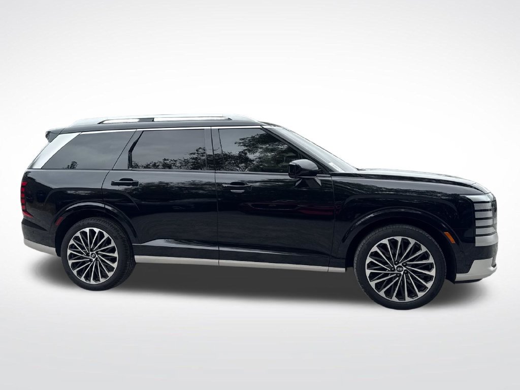 Used 2026 Hyundai Palisade Calligraphy FWD image 6