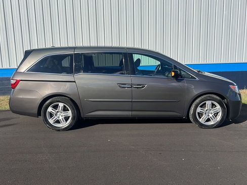 Used 2013 Honda Odyssey Touring image 4