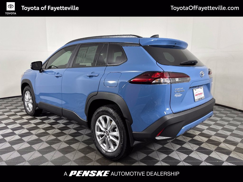 Used 2026 Toyota Corolla Cross LE FWD image 16