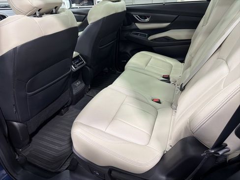 Used 2022 Subaru Ascent Limited w/ Technology Package image 33