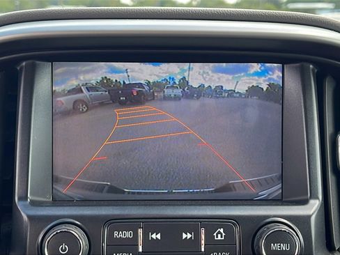 Used 2015 Chevrolet Colorado LT image 24