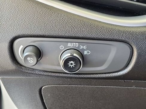 Used 2023 Chevrolet Malibu LT FWD image 13