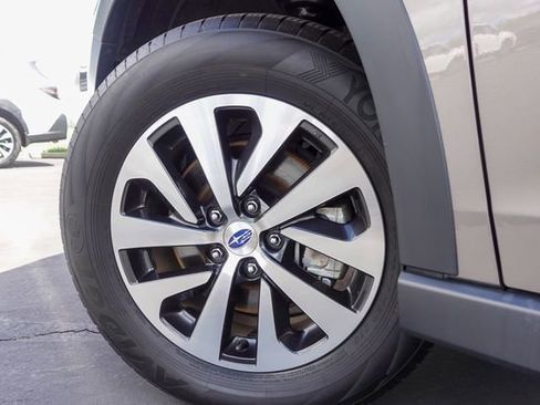 Used 2024 Subaru Outback Premium image 10