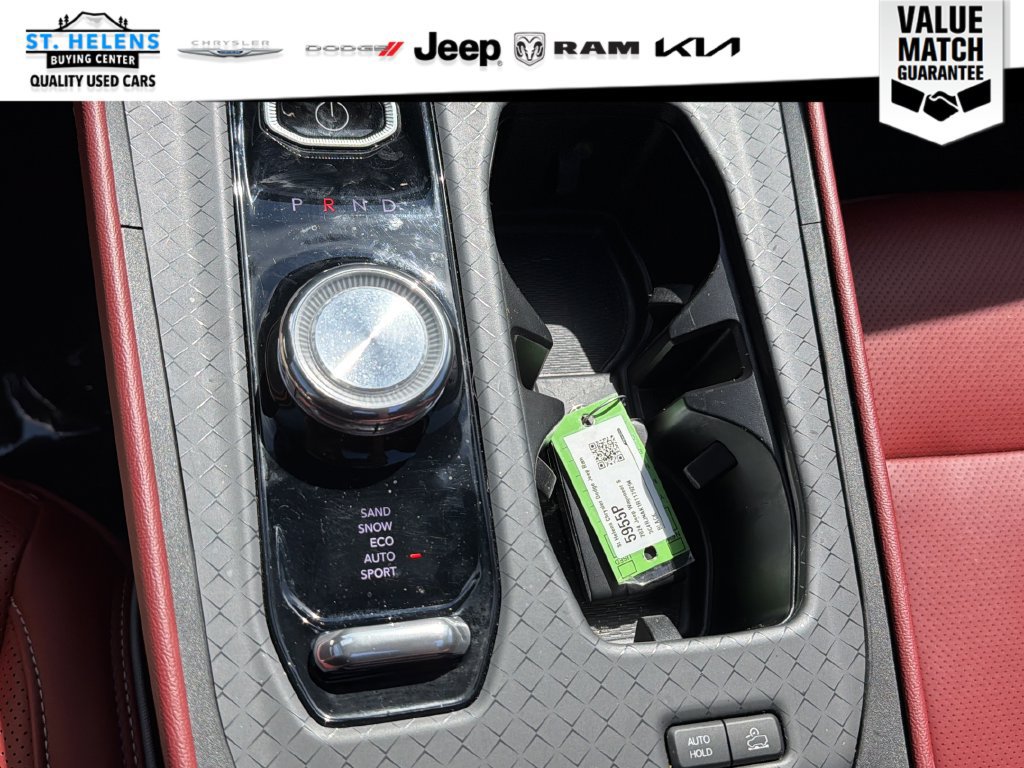 Used 2024 Jeep Wagoneer Limited AWD/4WD image 25