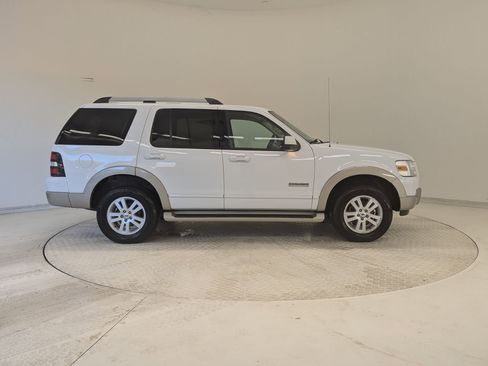 Used 2006 Ford Explorer Eddie Bauer image 6