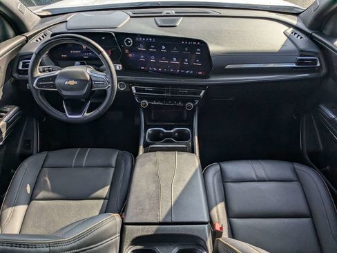 Used 2026 Chevrolet Traverse High Country w/ LPO, Floor Liner Package FWD image 15