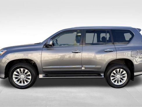 Used 2018 Lexus GX 460 Premium w/ Premium Package AWD/4WD image 10