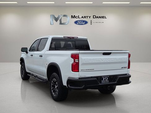 Used 2023 Chevrolet Silverado 1500 ZR2 image 4