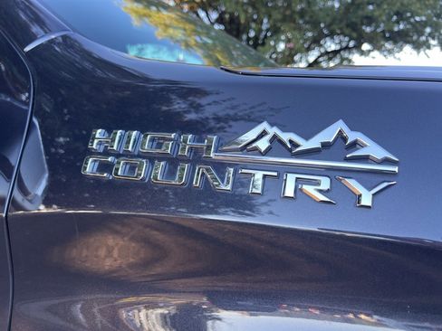 Used 2024 Chevrolet Silverado 1500 High Country w/ Z71 Off-Road Package image 15