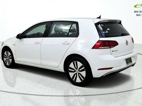 Used 2019 Volkswagen e-Golf SE w/ Driver Assistance Package FWD image 6