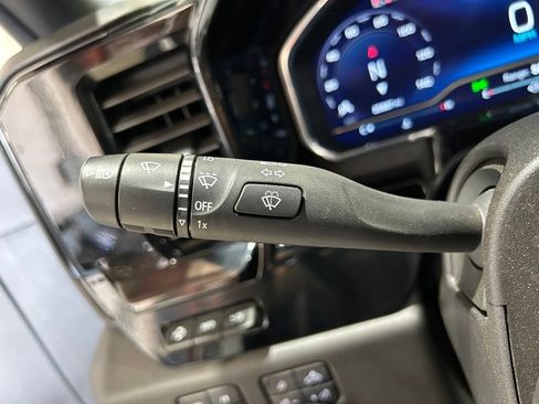 Used 2025 Chevrolet Silverado 2500 ZR2 w/ Technology Package AWD/4WD image 19