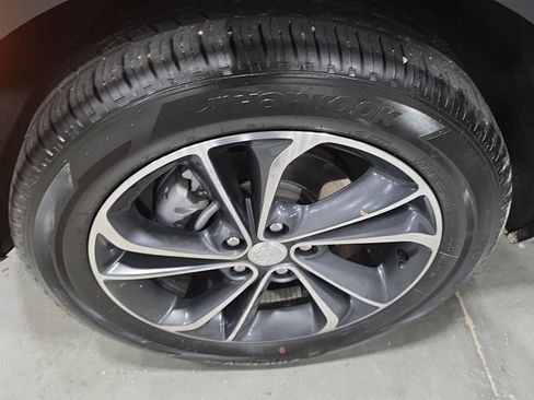 Used 2023 Buick Encore GX Select image 25