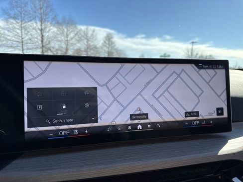 Certified 2025 BMW 330i xDrive Sedan w/ Premium Package image 15