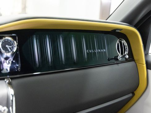 New 2026 Rolls-Royce Cullinan image 35