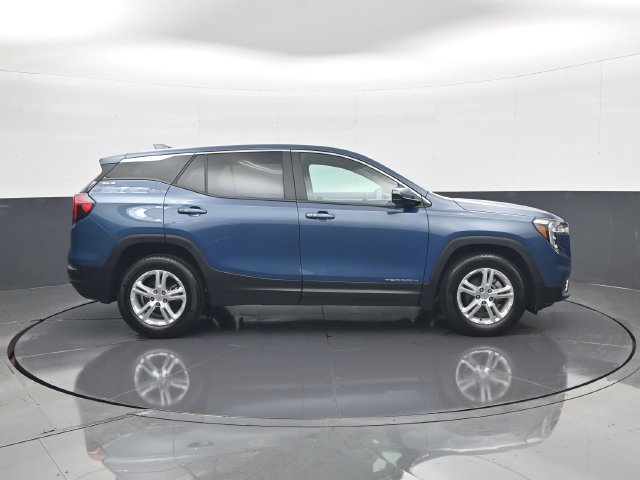 Certified 2024 GMC Terrain SLE FWD image 4