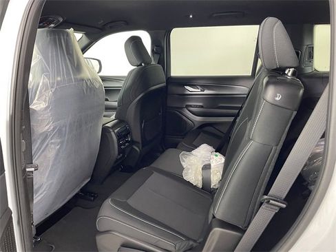 New 2025 Jeep Grand Cherokee L Laredo w/ Trailer Tow Package image 4