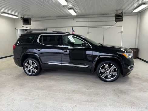 Used 2019 GMC Acadia Denali w/ Technology Package AWD/4WD image 10