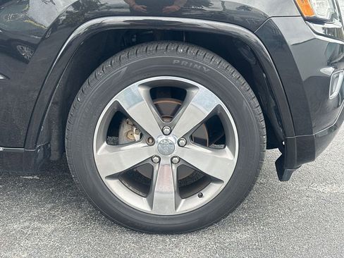 Used 2015 Jeep Grand Cherokee Overland w/ Advanced Technology Group image 12