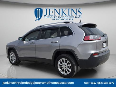Certified 2019 Jeep Cherokee Latitude w/ Popular Appearance Group FWD image 7