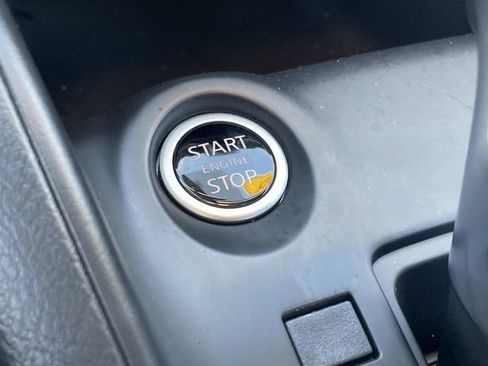 Certified 2025 Nissan Kicks Play S image 22