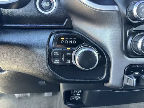 Used 2021 RAM 1500 Big Horn AWD/4WD image 25
