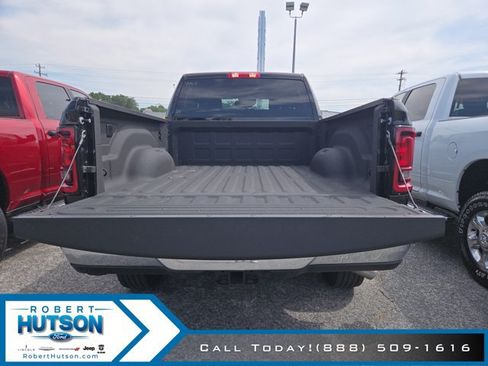 Used 2026 RAM 2500 Big Horn AWD/4WD image 9