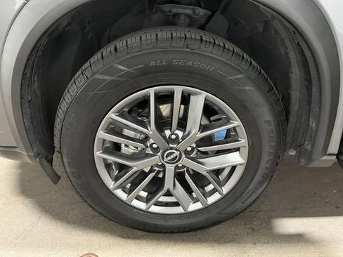 Used 2024 Nissan Rogue S AWD/4WD image 28