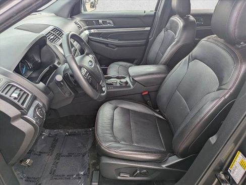 Used 2018 Ford Explorer Sport w/ Equipment Group 401A AWD/4WD image 17