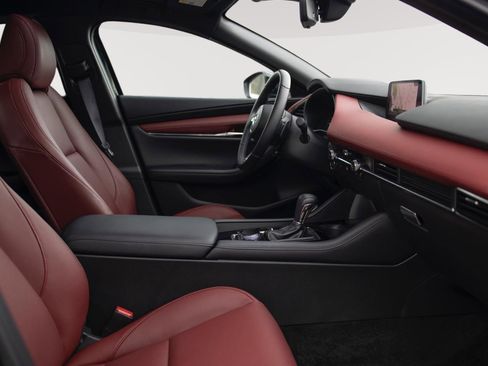 Used 2025 MAZDA MAZDA3 Hatchback w/Premium Plus Pkg image 18