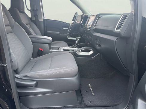 Used 2023 Nissan Frontier SV w/ SV Convenience Package image 15