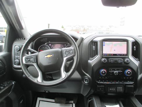 Used 2023 Chevrolet Silverado 2500 LTZ w/ LTZ Plus Package image 12