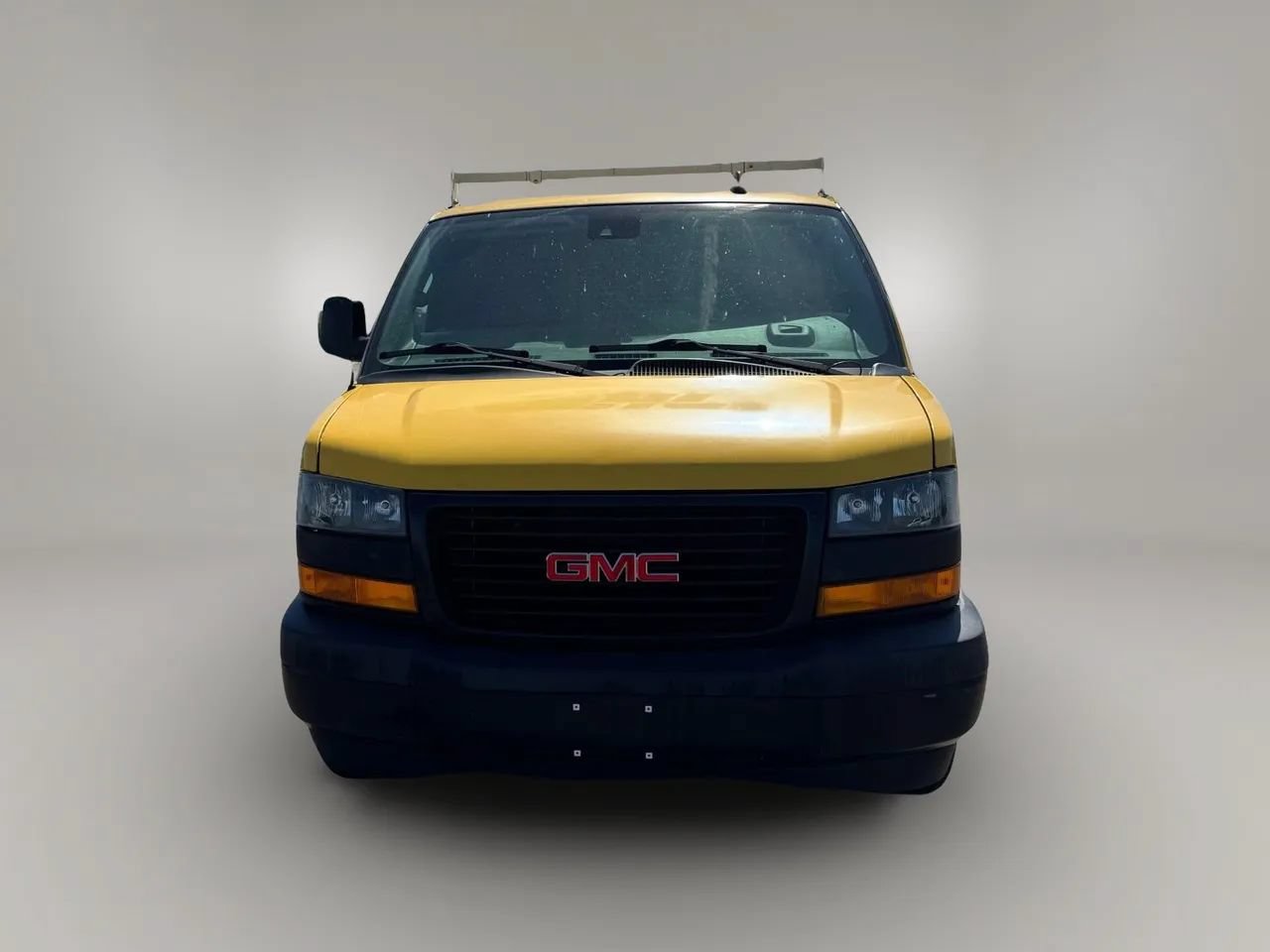Used 2020 GMC Savana 2500 w/ Driver Convenience Package RWD image 2