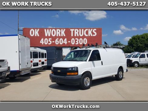 Used 2020 Chevrolet Express 2500 w/ Driver Convenience Package RWD image 1