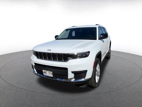 Used 2023 Jeep Grand Cherokee L Limited image 7