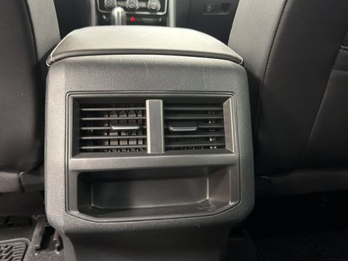 Used 2023 Volkswagen Atlas Cross Sport SE w/ Black Wheel Package AWD/4WD image 22