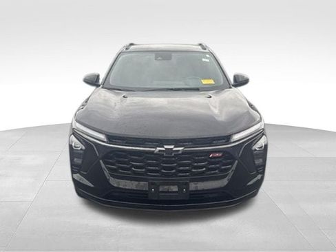 Used 2024 Chevrolet Trax RS w/ Driver Confidence Package FWD image 6