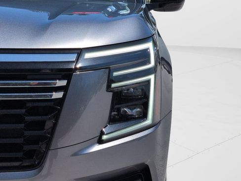 Certified 2025 Nissan Armada SV RWD image 23