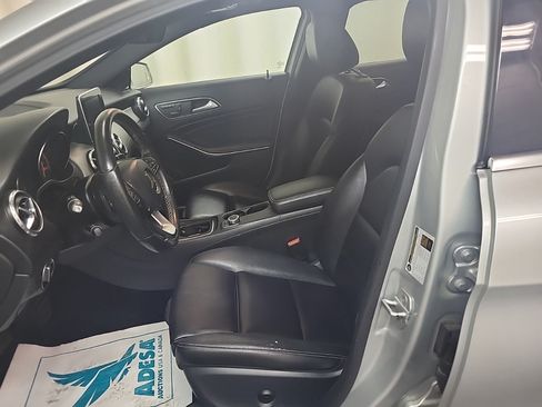 Used 2017 Mercedes-Benz GLA 250 4MATIC image 11