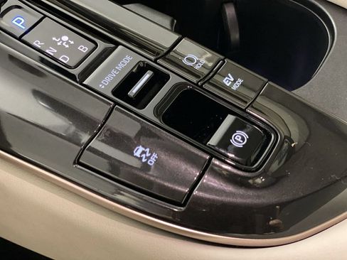 Used 2026 Toyota Crown w/ Advanced Technology Package AWD/4WD image 43