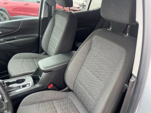 Used 2022 Chevrolet Equinox LT image 16