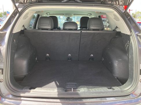 Used 2019 Jeep Compass Trailhawk image 6