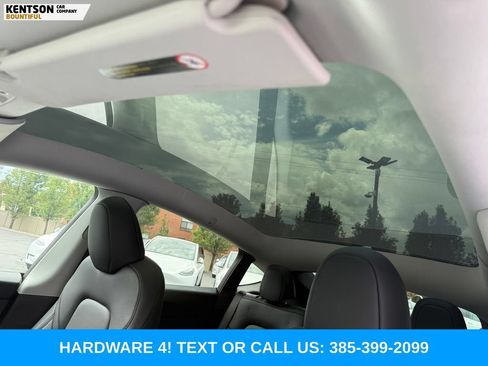 Used 2023 Tesla Model Y Long Range AWD/4WD image 24