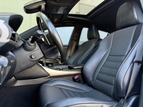 Used 2018 Lexus IS 300 F Sport AWD/4WD image 19