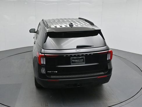 New 2026 Ford Explorer Active RWD image 41
