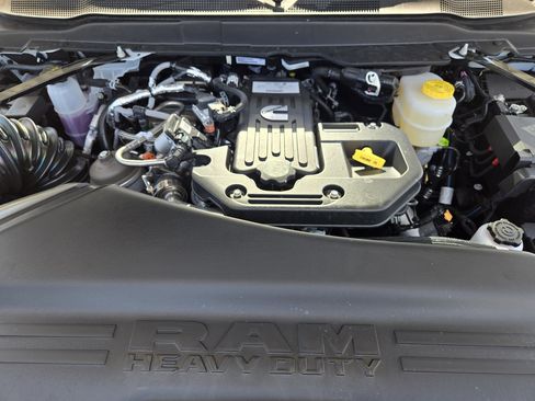 New 2026 RAM 3500 Tradesman AWD/4WD image 23