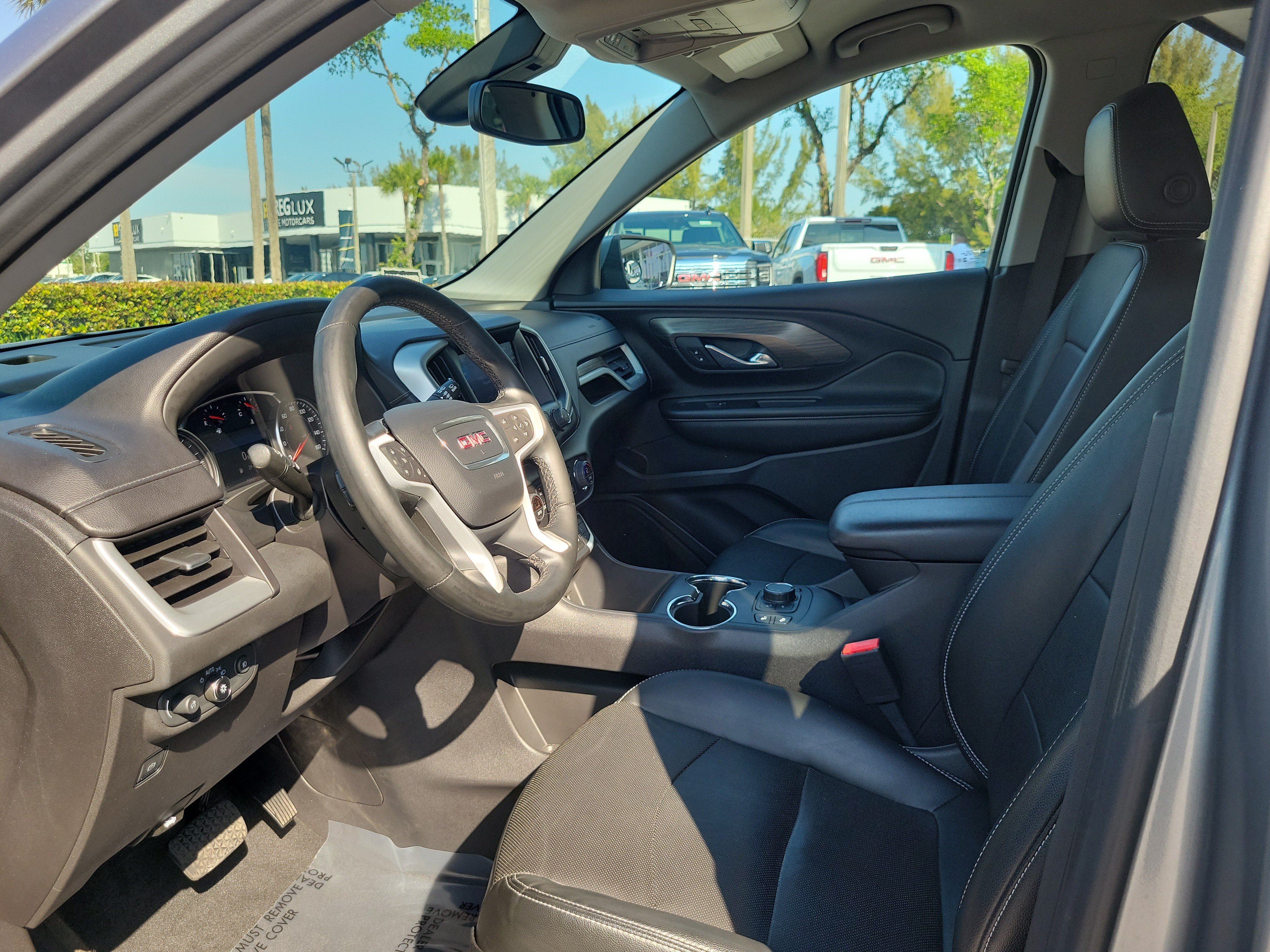 Used 2023 GMC Terrain SLT FWD image 11