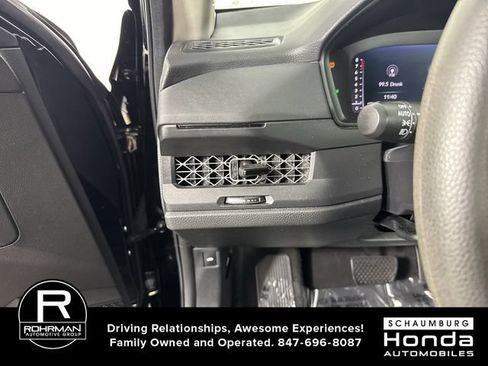 Used 2025 Honda Accord LX image 15